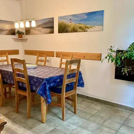 Grosse Kutscherwohnung Apartament Kilonia