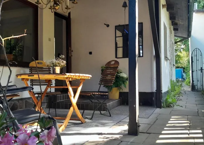 Grosse Kutscherwohnung * 基尔